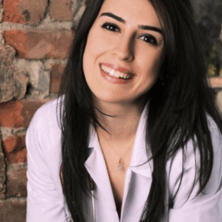 <div class="teamCaption"><h2> Gizem Ayan </h2><p>Leader</p></div>